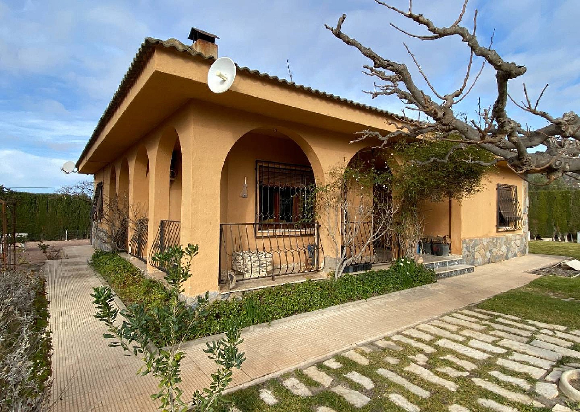 Detached Villa in Sax