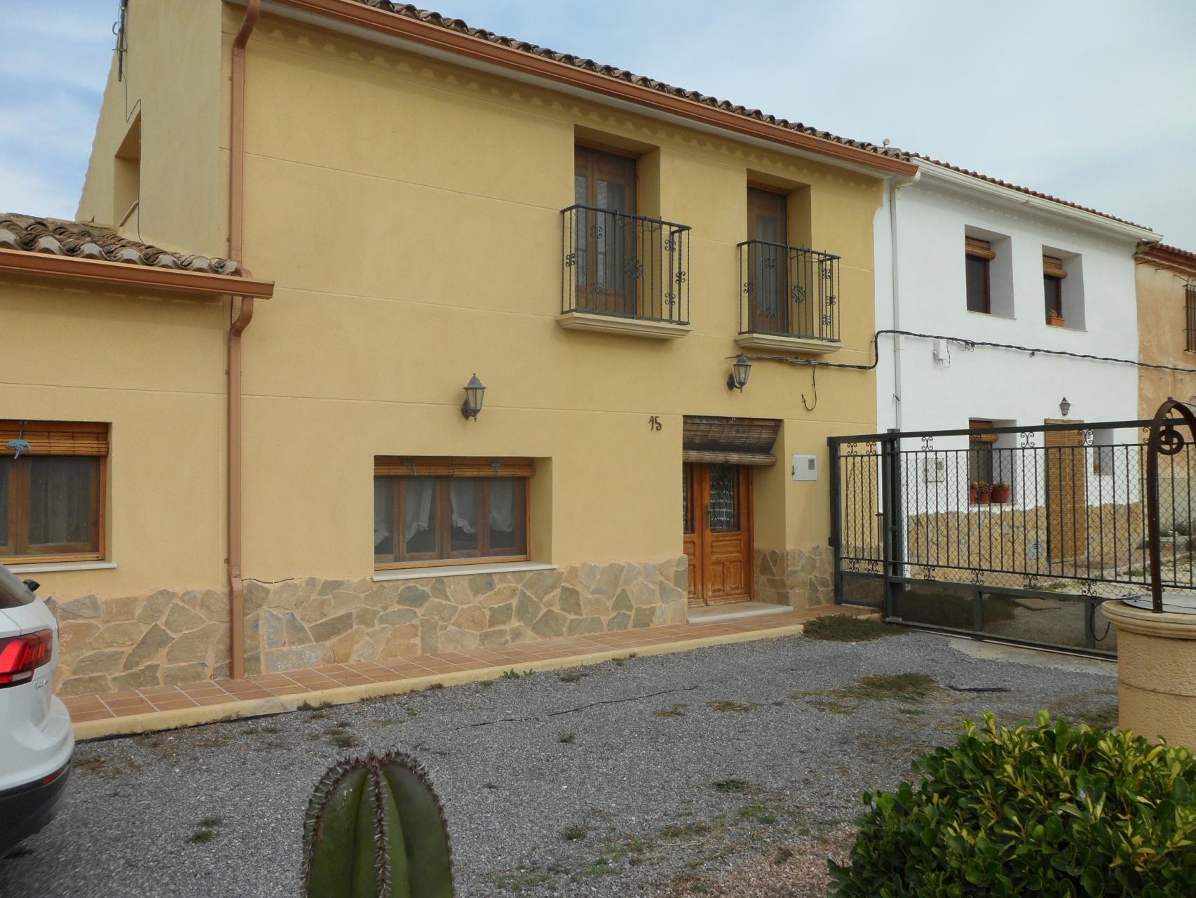 Detached Villa in Alguena