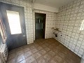 Herenhuis met 5 slaapkamers en 2 badkamers dat moet worden gerenoveerd in Alicante Dream Homes API 1122