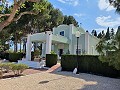 Luxuriöse Villa in Aspe, nur wenige Gehminuten von der Stadt entfernt in Alicante Dream Homes API 1122