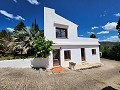 Deux maisons plus des ruines et une grande quantité de terrain in Alicante Dream Homes API 1122