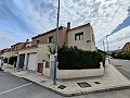 Maison de ville avec jardin et garage à Pinoso in Alicante Dream Homes API 1122