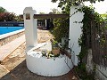 Villa met 4 slaapkamers en groot zwembad op een prachtige locatie in Alicante Dream Homes API 1122