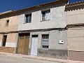 Stadthaus derzeit mit 3 Schlafzimmern und großem Innenhof in Alicante Dream Homes API 1122