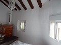 Gerenoveerd herenhuis met 3/4 slaapkamers en solarium in Alicante Dream Homes API 1122