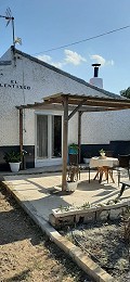 Villa met 3 slaapkamers, gastenverblijf, zwembad en garage in Alicante Dream Homes API 1122