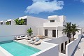 Moderne villa met 4 slaapkamers en 4 badkamers met onderbouw, zwembad en garage in Alicante Dream Homes API 1122