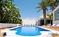 Stylish 5 Bed Villa with Private Pool, 5 minutes from Beach in Alicante Dream Homes API 1122