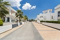 Mooie villa met 4 slaapkamers en 4 badkamers en gemeenschappelijk zwembad in Ciudad Quesada in Alicante Dream Homes API 1122