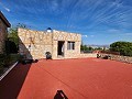 3-Schlafzimmer-Villa mit Blick auf die Berge und die Burg in Alicante Dream Homes API 1122