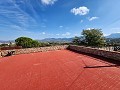 3-Schlafzimmer-Villa mit Blick auf die Berge und die Burg in Alicante Dream Homes API 1122