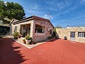 3-Schlafzimmer-Villa mit Blick auf die Berge und die Burg in Alicante Dream Homes API 1122