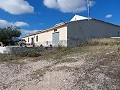 Casa de campo grande con piscina, terreno y zona para animales cerca de Elda y Monóvar. in Alicante Dream Homes API 1122