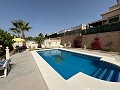 Atemberaubende Villa mit 3 Schlafzimmern und privatem Pool in Alicante Dream Homes API 1122