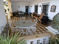 Uitstekende villa met 5 slaapkamers en 2 badkamers, tennisbaan en zwembad in Alicante Dream Homes API 1122