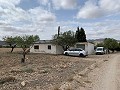 Landhuis met 4 slaapkamers, garage en zwembad in Alicante Dream Homes API 1122