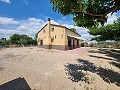 Bonita casa con planta alta diáfana a poca distancia de Villena in Alicante Dream Homes API 1122