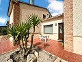 Prachtige villa met 2 verdiepingen in Castalla in Alicante Dream Homes API 1122