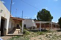 Maison troglodyte de 4 chambres sur un immense terrain in Alicante Dream Homes API 1122