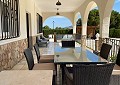 Villa de luxe de 3 chambres à Elda avec belle maison d'hôtes de 3 chambres et 3 salles de bain in Alicante Dream Homes API 1122