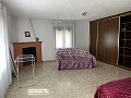 Atemberaubende 4-Schlafzimmer-Villa mit Pool in Caudete in Alicante Dream Homes API 1122