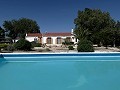 Prachtige villa met 4 slaapkamers en zwembad in Caudete in Alicante Dream Homes API 1122