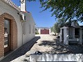 Superbe villa de 4 chambres avec piscine à Caudete in Alicante Dream Homes API 1122