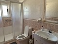 Atemberaubende 4-Schlafzimmer-Villa mit Pool in Caudete in Alicante Dream Homes API 1122