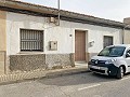 Huis met 3 slaapkamers en grote binnenplaats in Pinoso in Alicante Dream Homes API 1122