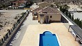 Unglaubliche Villa in Albanilla mit Pool in Alicante Dream Homes API 1122