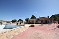 Casa H - Prive en rustige villa in de buurt van Yecla met 4 grote slaapkamers + zwembad in Alicante Dream Homes API 1122