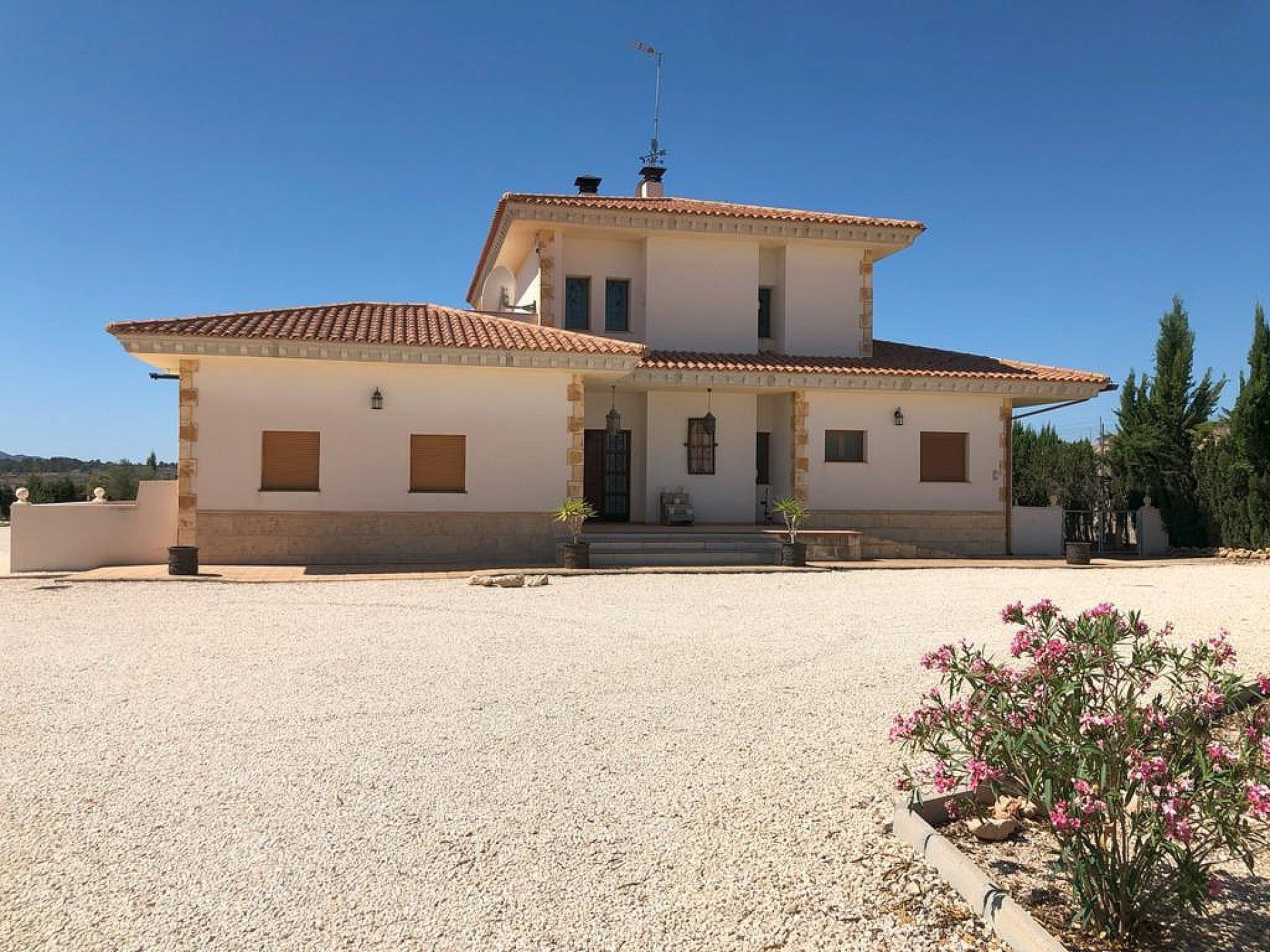 For sale: 5 bedroom house / villa in Pinoso / El Pinós, Costa Blanca