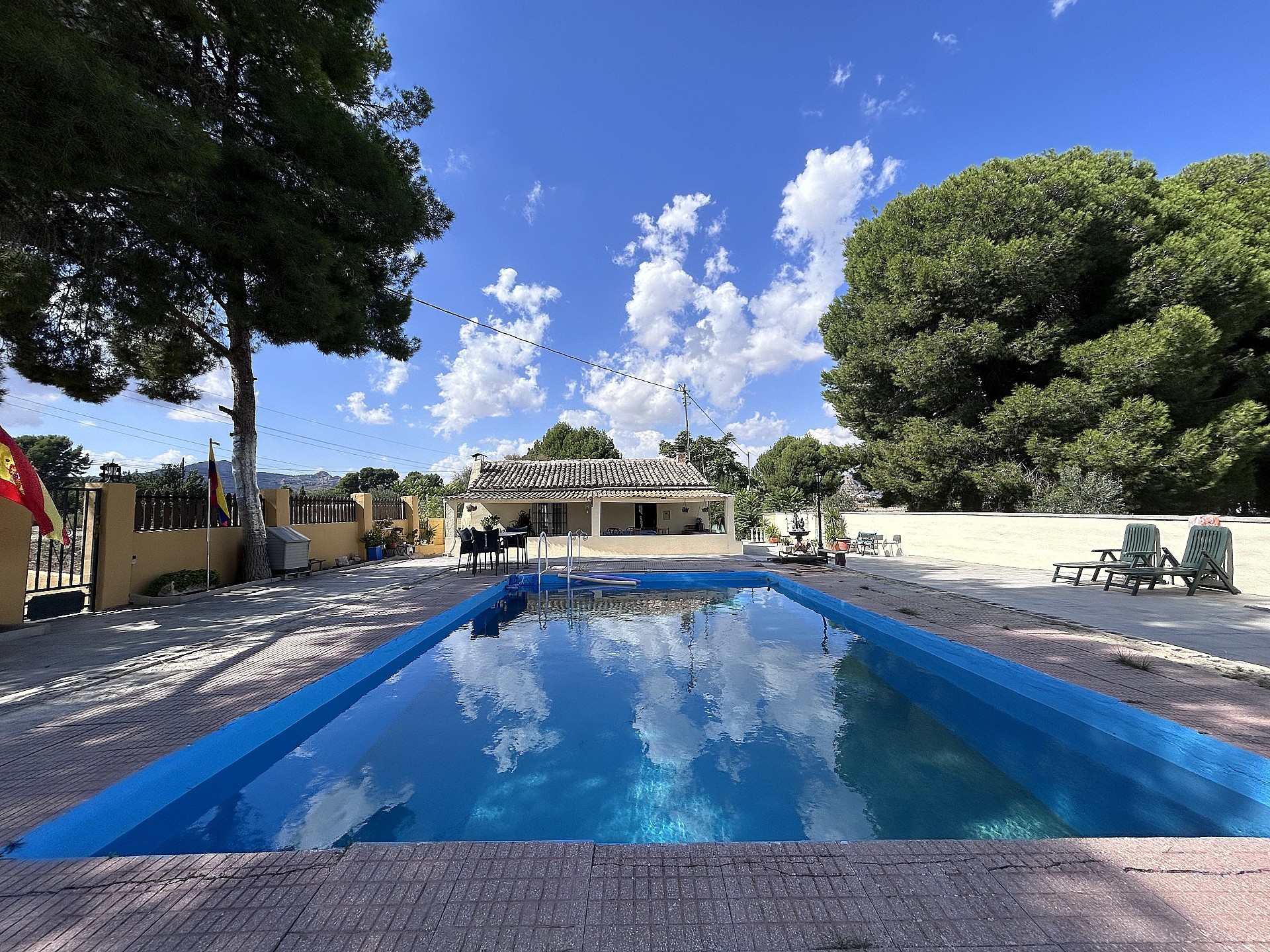 2 bedroom finca for sale in Sax, Costa Blanca