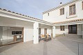 Prachtige villa met 5 slaapkamers en 6 badkamers in Alicante Dream Homes API 1122