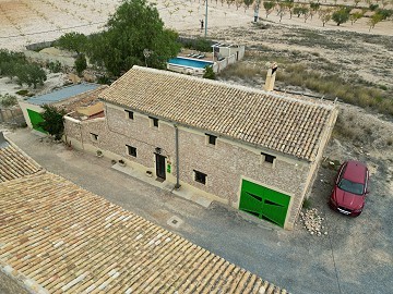 Gran casa de campo de 200 años de antigüedad con piscina