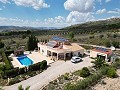 3-Schlafzimmer-Haus mit 15 kW Solar mit großen Zimmern in Alicante Dream Homes API 1122