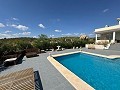 Wunderschöne Villa mit 5 Schlafzimmern und 4 Bädern in Alicante Dream Homes API 1122