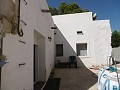 Renoviertes Landhaus 4 km von Yecla entfernt in Alicante Dream Homes API 1122