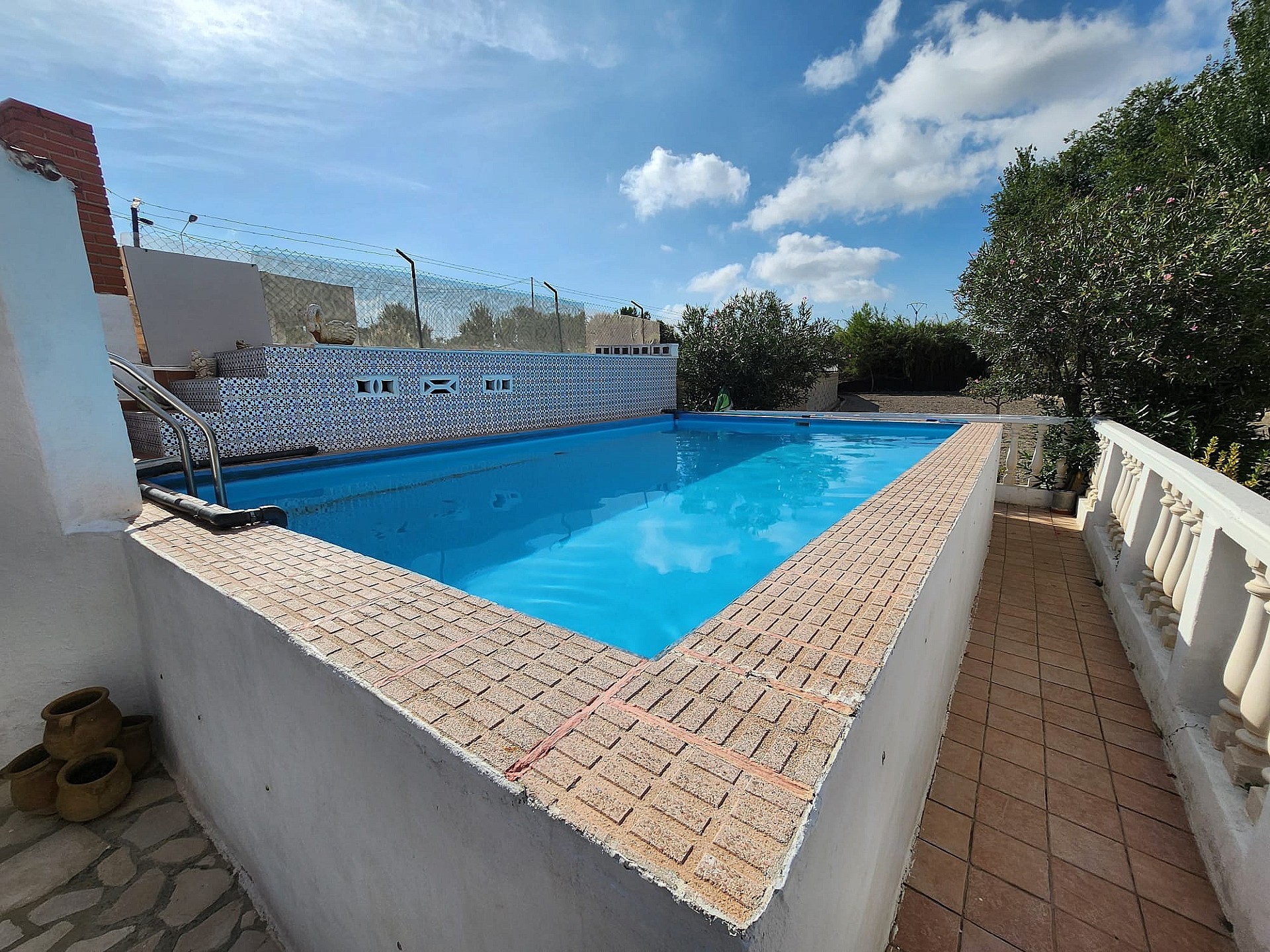 4 bedroom house / villa for sale in Sax, Costa Blanca