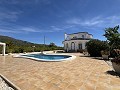 Atemberaubende freistehende Villa mit Pool in Pinoso in Alicante Dream Homes API 1122