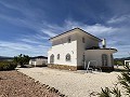 Prachtige vrijstaande villa met zwembad in Pinoso in Alicante Dream Homes API 1122