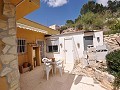 Teilmodernisiertes Höhlenhaus in den Bergen in Alicante Dream Homes API 1122