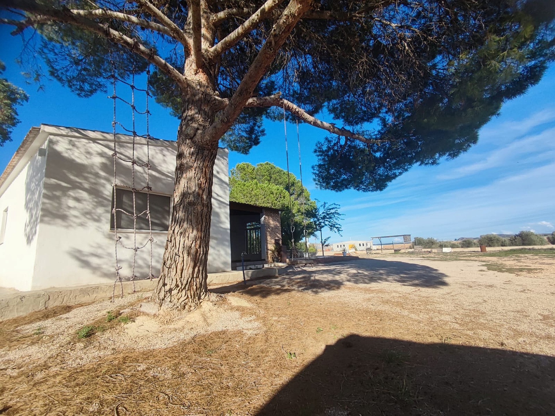 3 bedroom finca for sale in Yecla, Costa Calida