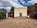 Maison de campagne à Pinoso avec 2 chambres troglodytes in Alicante Dream Homes API 1122