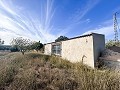 Maison de campagne avec piscine et maison d'hôtes entre Sax et Salinas in Alicante Dream Homes API 1122